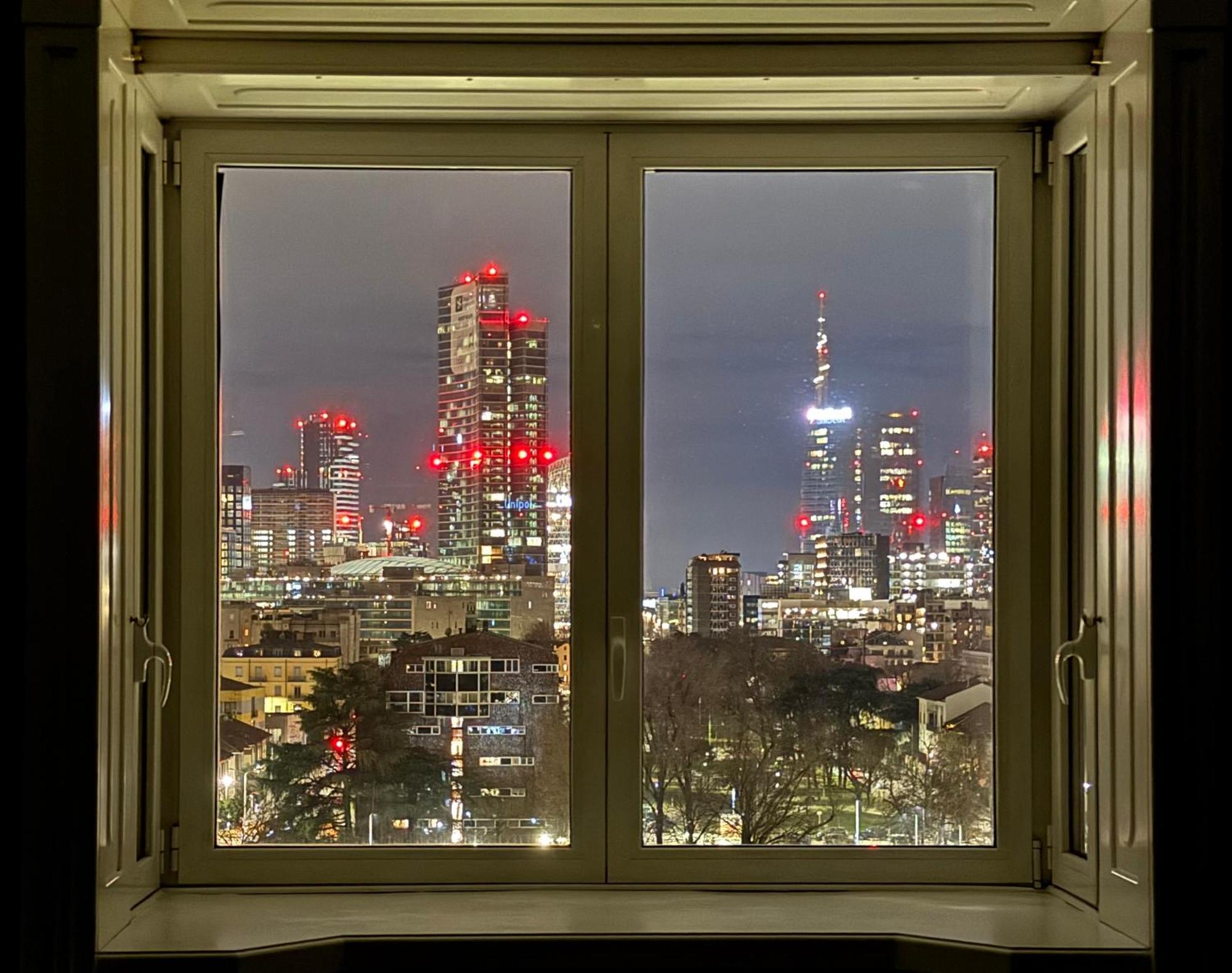 Penthouse Stefini 2 Apartment Milan Bagian luar foto
